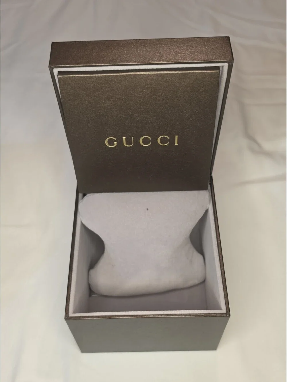 Gucci I Sport Watch Presentation Box Pillow Booklet Cover Box